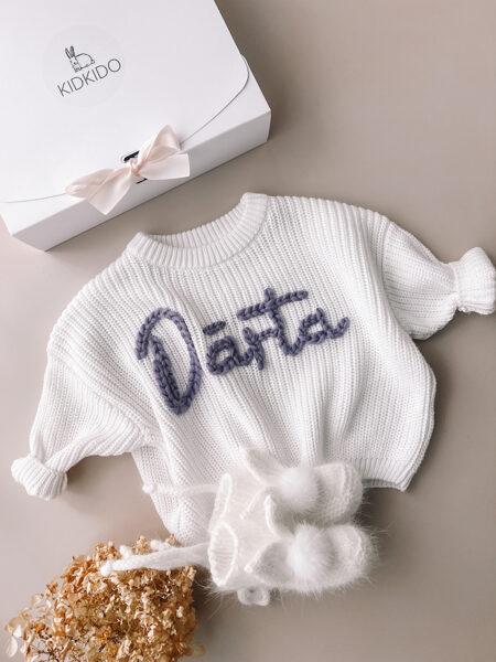 NAME-ONLY (personalized sweater) white